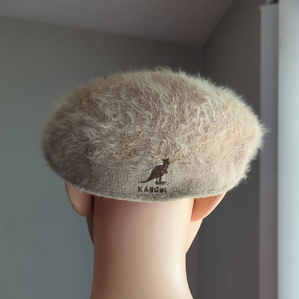 Vintage Kangol Cream Flat Cap Classic Wool Hat